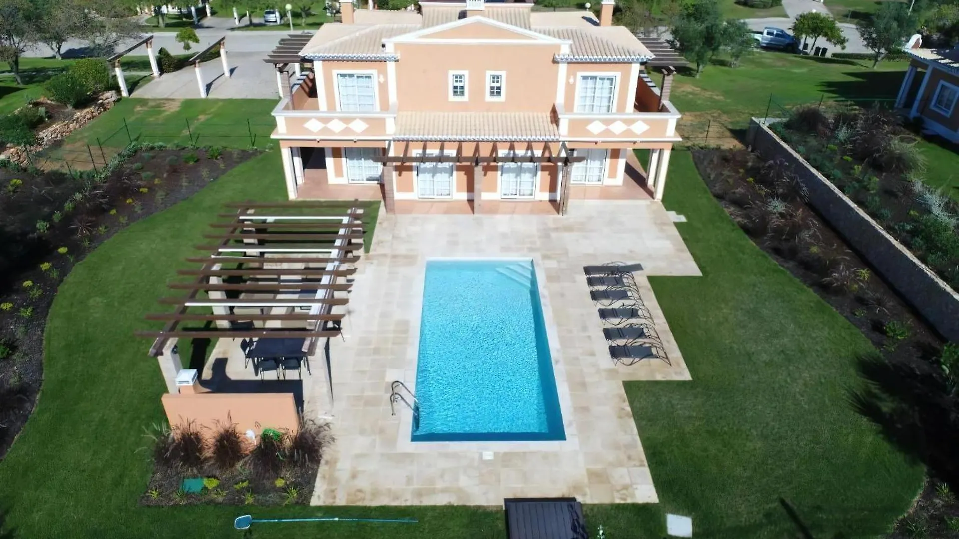 Schoenes Haus In Carvoeiro Mit Privatem Parkplatz Sesmarias 0*,  Portugal